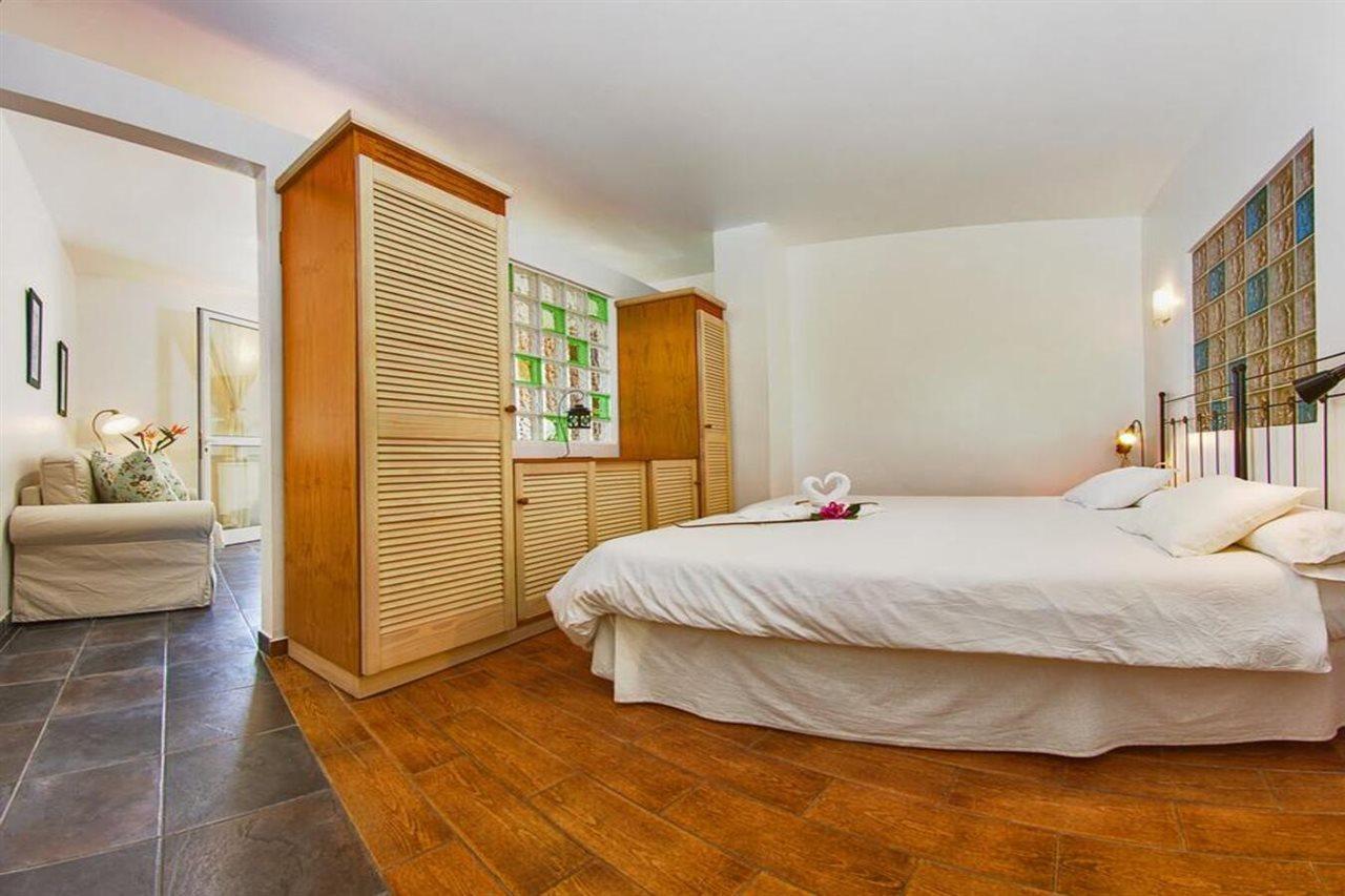 לוס יאנוס דה אריאדנה Apartamentos Adjovimar מראה חיצוני תמונה