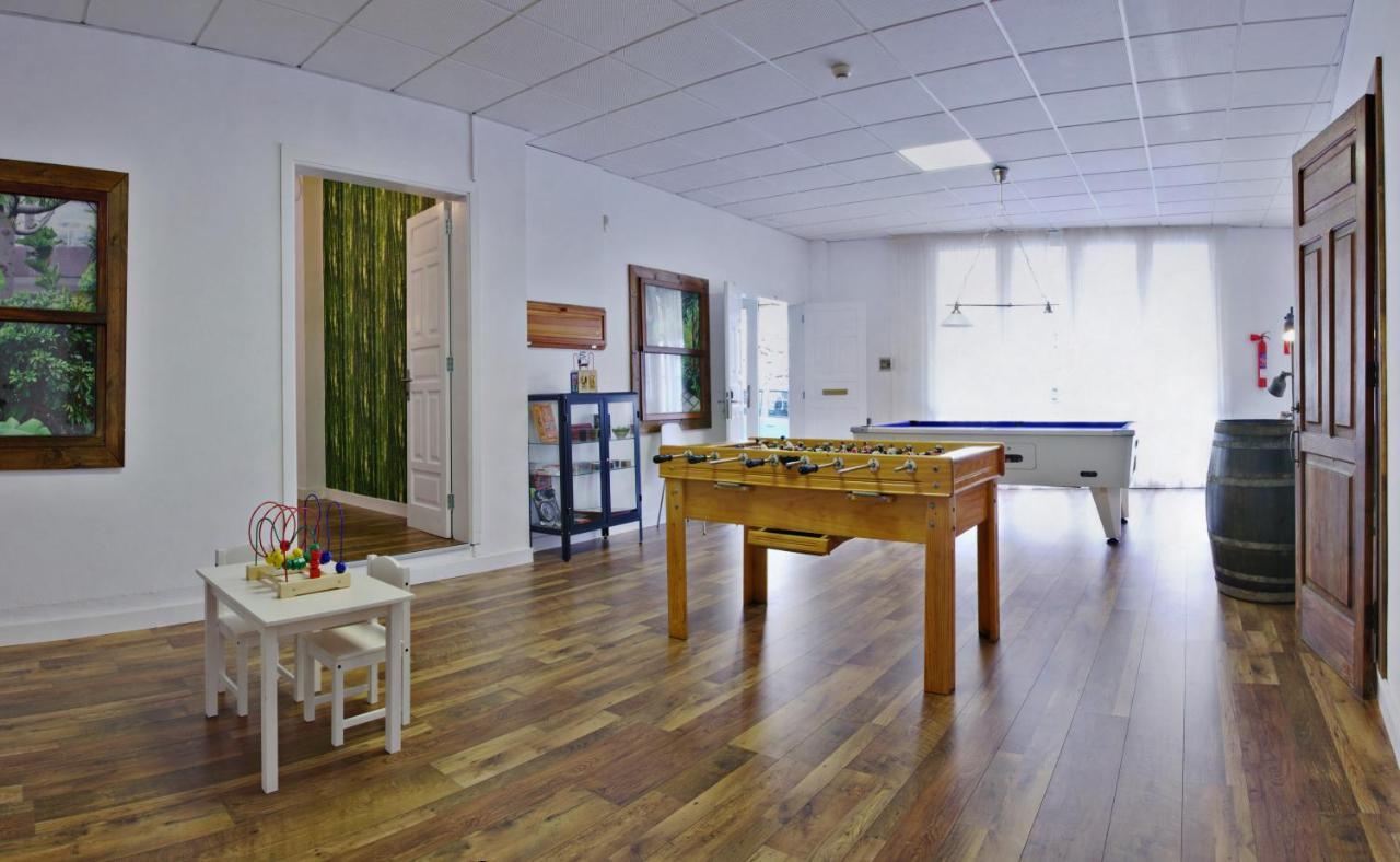 לוס יאנוס דה אריאדנה Apartamentos Adjovimar מראה חיצוני תמונה