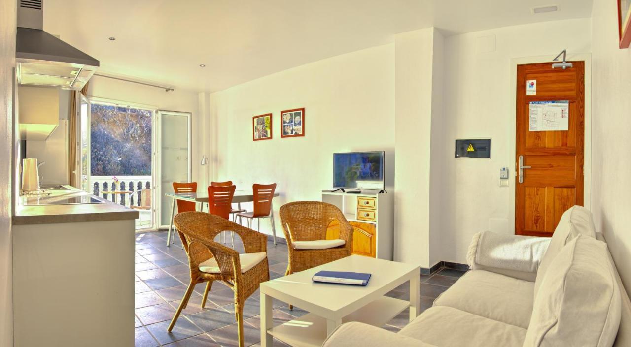 לוס יאנוס דה אריאדנה Apartamentos Adjovimar מראה חיצוני תמונה
